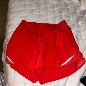 lulumeon hotty hot shorts!